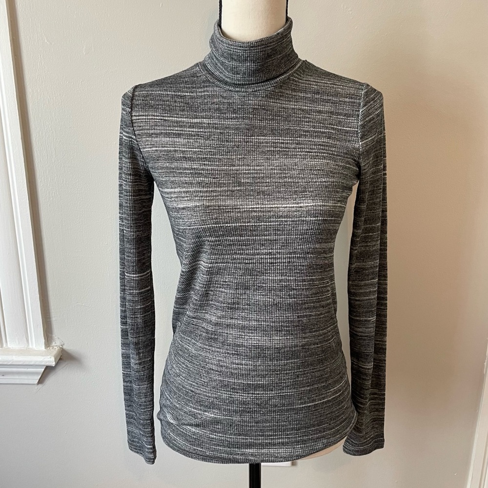 Banana Republic | Gray Turtleneck Top